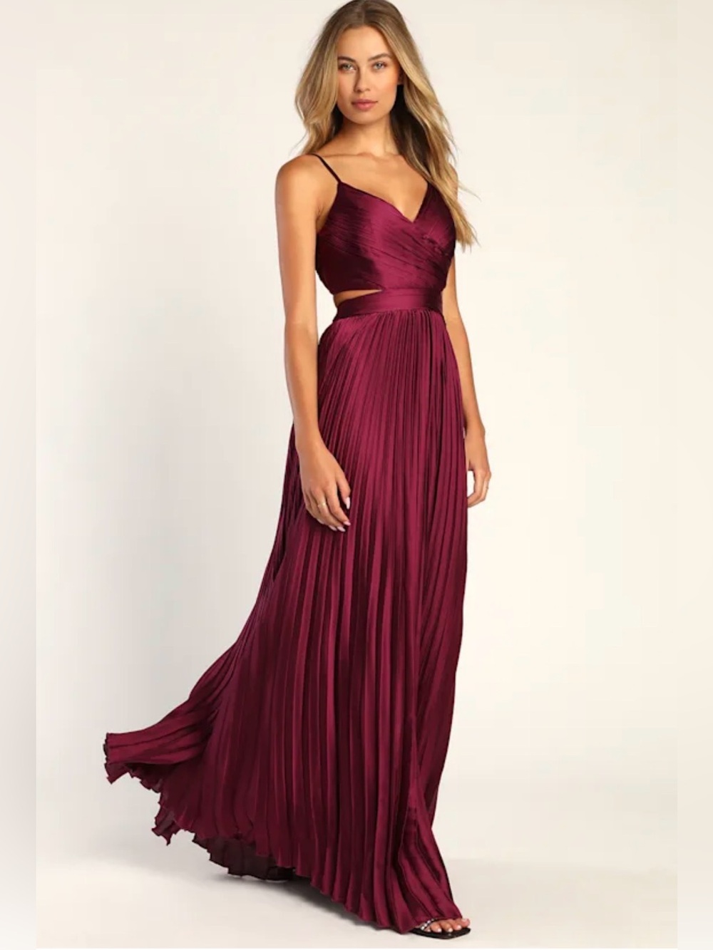 NWT Lulus Pleated Spaghetti-Strap Back Cut Out Burgundy Evening Gown